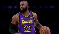 Další sezóna pro hvězdného LeBrona. V Lakers si za rok vydělá miliardu