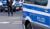Na hranicích s Německem zadrželi Čecha. V kufru auta měl přes 20 milionů