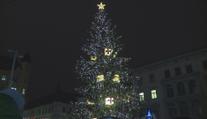 Města chystají adventní trhy, na řadě míst se dnes rozsvítí stromy