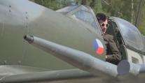 Nadšenci v uniformách i historická technika. V Plzni si připomínají konec války