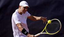 Svrčina nadále sní o Wimbledonu, dařilo se i tenistkám v Německu. Bouzková končí