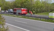 Chodce na D7 srazil náklaďák. Muže se zdravotníkům nepodařilo zachránit