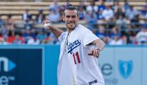 Drž se radši fotbalu. Americká MLB se směje Garethu Baleovi. Pokazil nadhoz