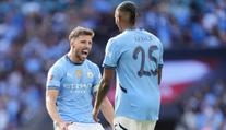 City slaví první trofej v sezóně. United nepomohly ani Onanovy grimasy