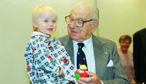 Potomci Wintonových dětí chtějí zpět české občanství. Stát jim neumí pomoci