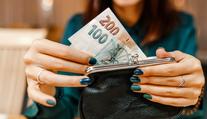 Dodavatel vykořisťoval zaměstnance, firma kvůli ostudě přichází o miliardy