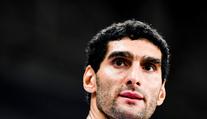 Fellaini chytil v Číně koronavirus! Exstar United je první nakažený profík