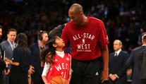 VIDEO: Pocta pro Kobeho, úžasný nástup All Stars Game v NBA