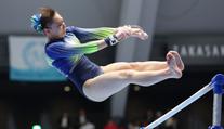 Dusno v Japonsku. Hvězdná gymnastka kvůli selhání nepojede do Paříže
