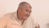 Stanislav (88) si sám nedojde ani na WC. Dostává 4 900 Kč, víc peněz mu úřad zamítl
