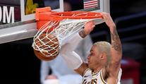 Dvojitá radost Lakers. Po dramatické výhře dotáhli i zajímavý přestup