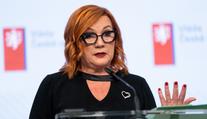 Státní zaměstnanci dostanou přidáno. Vláda schválila změnu platových tabulek