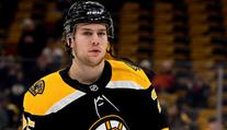 Obránce Carlo zůstává v Bostonu, Weber a Landeskog žijí v nejistotě