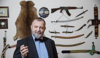 Český diplomat senzací v USA! Zabil krokodýla, bydlí v zoo mrtvol