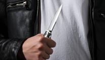 Hrůza na náměstí ve Dvoře Králové. Lidem tam měl vyhrožovat muž s nožem