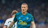 Další bojkot! Bývalý hráč Sparty nepoklekl před zápasem Premier League