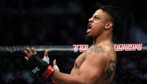 Skandál v UFC: Bojovník mezi koly inhaloval zakázanou látku!