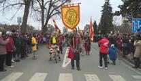 Filmové postavy i domácí spotřebiče. Milevsko táhlo na maškarní průvod