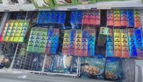 Celníci odhalili elektronické cigarety bez kolků. Zboží bylo ukryté v kýblech