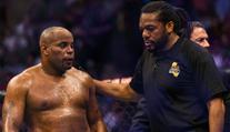 Konec MMA legendy! Byla to dlouhá jízda, řekl Cormier na rozloučenou