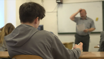 Stipendia jsou v Česku spíš jen symbolická. Chudé studenty nezachrání