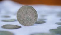 Našel poklad za téměř tři čtvrtě milionu korun. Výše odměny muže rozzuřila