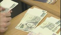 V Česku se čím dál více perou špinavé peníze. Policisté řeší případy na Náchodsku