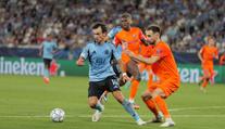 Slovan má před Ligou mistrů velký problém. Trávník po koncertu připomíná pískoviště