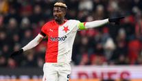 Slavia stáhla žádost o prominutí Olayinkova trestu. Nigerijec onemocněl