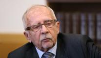 Ombudsman Křeček měl skončit. Nestihl se však zvolit jeho nástupce