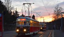 Retro tramvaje se po 65 letech vrací do Prahy. Budou jezdit v běžném provozu
