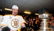 Další "zlatý" hokejista opouští led. Hrdina z Vídně ukončil kariéru