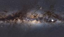 Neuvěřitelný objev astronomů. V dalekém vesmíru našli cukr, který je i v malinách