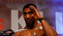 Všechno je jinak. Pulev se zranil, Joshua už zná nového soupeře!