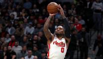 Fantastický Lillard nasázel 51 bodů a zamotal boj o play-off! Tatum řídil obrat