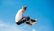 Na stará kolena nejtěžší zranění. Tony Hawk skončil se šrouby v noze