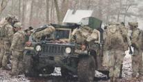 NATO posiluje svou východní hranici. Přidat se chtějí i Finové a Švédi