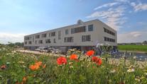 U Pardubic otevřeli sanatorium s domovem pro seniory. Nabízí 240 lůžek