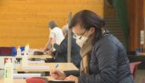 V Česku přibývá očkovacích center. Vakcinace ale stále drhne