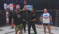 Bader obhájil titul v těžké váze Bellatoru. Poslední císař se rozloučil s kariérou