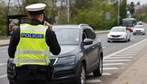 Řidič nabídl policistům 50 tisíc korun. Dělejte, že jsme se neviděli, vyzval je