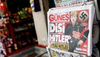 "Frau Hitler": Turecký list přirovnal Merkelovou k nacistickému vůdci
