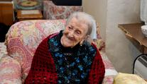 Jak na dlouhověkost? Stačí jedno snadné pravidlo, radí Emma (116)