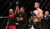 TOP 5 UFC submisí roku: Jak se umístila tvrdá prohra Pešty?