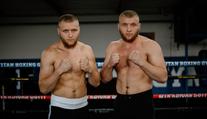 Ukrajinská dvojčata chtějí vyboxovat lepší život. Čeká je profesionální debut