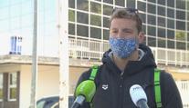 Plavec Micka si užil návrat do bázenu. Před sebou má státnice a porod