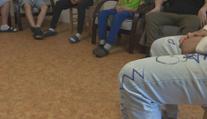 Mladíka (16) odsoudili za vraždu dvou lidí. Přesto je s dětmi ve výchovném ústavu