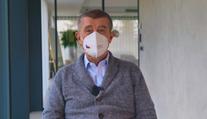 Nejde o znalosti, ale duševní zdraví. Babiš dál trvá na úřední maturitě