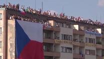 Lidé chtějí konec českého Trumpa, píší o protestu světová média