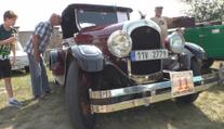 Fara hostila veterány. K vidění byly stovky historických vozidel